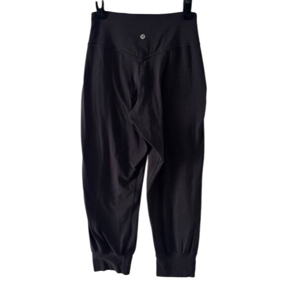 Lululemon Black High-Waisted Jogger Pants with pockets Size 16 - Picture 2 of 7